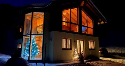 Luxury Ski Chalet con chimenea y Sauna