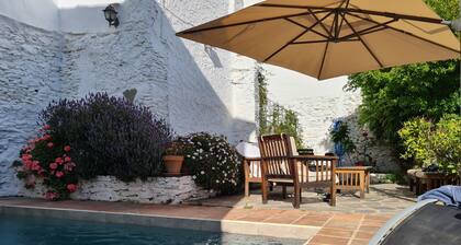 Superior Rural House with incredible views in the authentic balcony of the Alpujarra