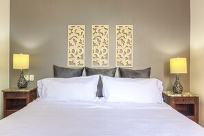 Premium bedding, in-room safe, individually decorated - Casa Morales Getsemani (Cartagena)