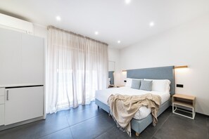 Standard-studiolejlighed | Minibar, individuelt design, skrivebord