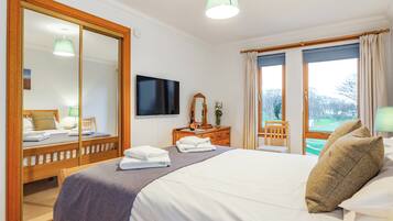 2 bedrooms, free WiFi, bed sheets