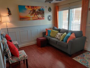 Een smart-tv en een open haard