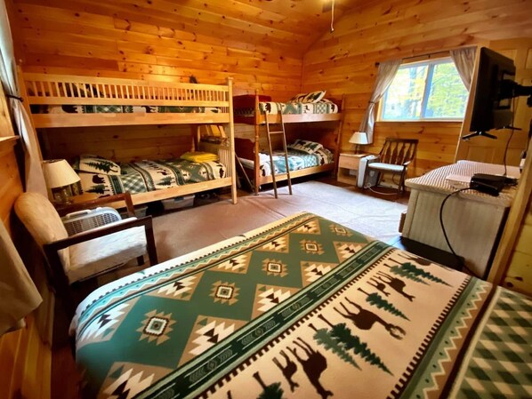 3 bedrooms, free WiFi, bed sheets