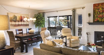 Pinehurst 3BR/2BA. Walking distance to clubhouse. North & South and US kids.