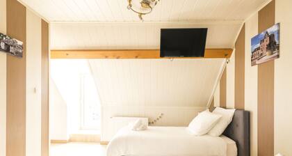 GĂźte pour 4 personnes avec climatisation. Linges de lit et de toilette fournis.