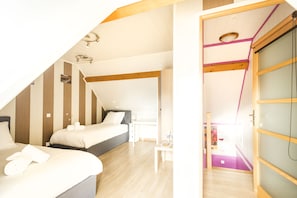 2 عدّة غرف نوم ومكتب ومكواة/لوح كي وواي فاي مجانًا