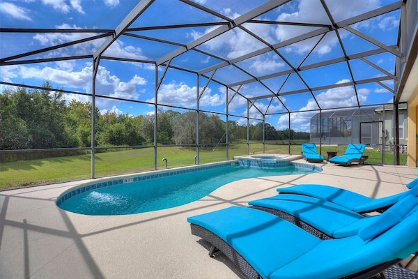 Relax in your own private pool and spa lounge with no rear neighbors.