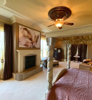 Interior - Kentucky Bourbon Trail Luxury (Springfield)