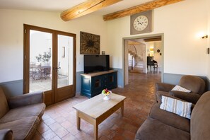 TV, DVD player, stereo, offices - Bastide with heated swimming pool in the Luberon Provençal (Apt)