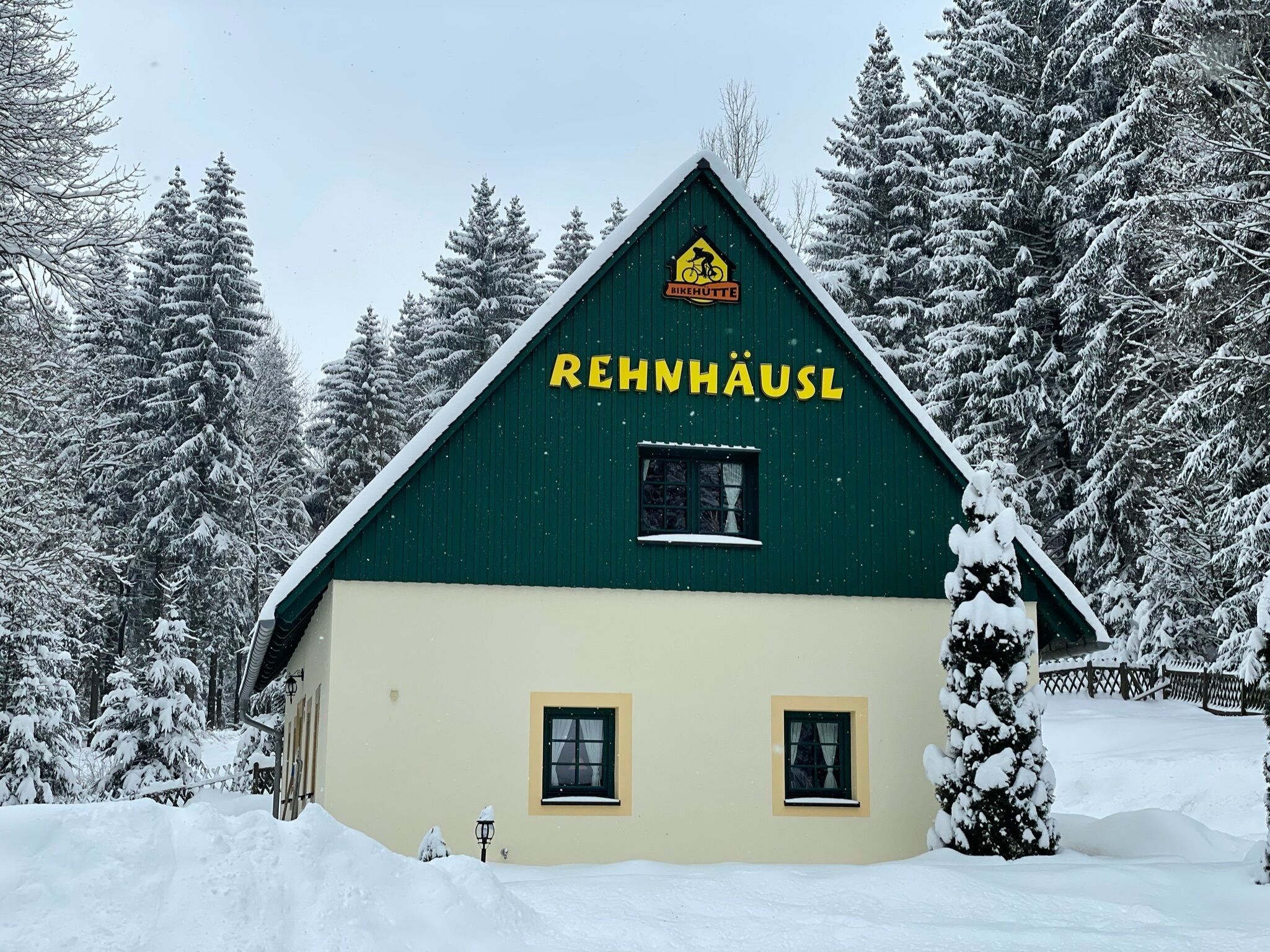 トラディショナル ハウス 専用バスルーム (Bikehütte Rehnhäusl) | 外観