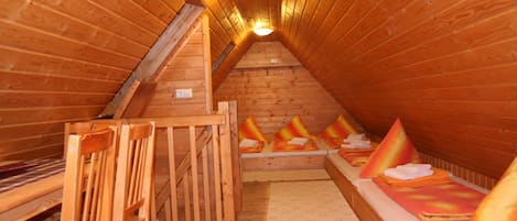Traditional House, Private Bathroom (Bikehütte Rehnhäusl) | 4 bedrooms