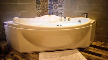 Casa Luxury, accessibile ai disabili, idromassaggio | Bagno