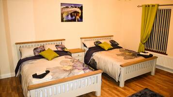 Casa Luxury, accessibile ai disabili, idromassaggio | 3 camere, culla da viaggio