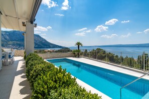 Piscina a l'aire lliure 