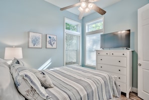 5 bedrooms, desk, iron/ironing board, travel cot