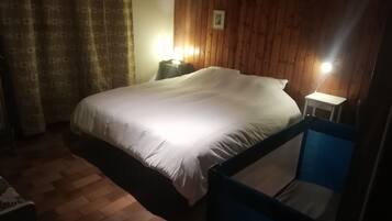 2 chambres, Wi-Fi gratuit, draps fournis