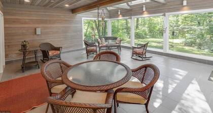 Lakeside Cottage + Modern Luxuries- 2 minutes to Nisswa!