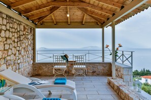 Terrace/patio - Infinite Blue Epidavros (Palaia Epidavros)