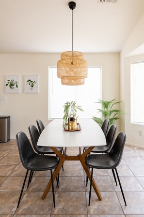 Dining - Sunny Desert Escape with Heated POOL! Near Spring Training, Stadium & Westgate (El Mirage)