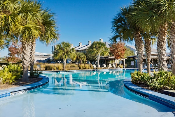 Piscine extérieure, piscine chauffée