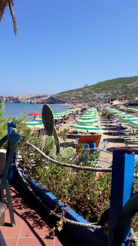 Superbly equipped cottage with garden for your cool and relaxing evenings