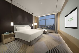 In-room safe, soundproofing, iron/ironing board, WiFi (free)