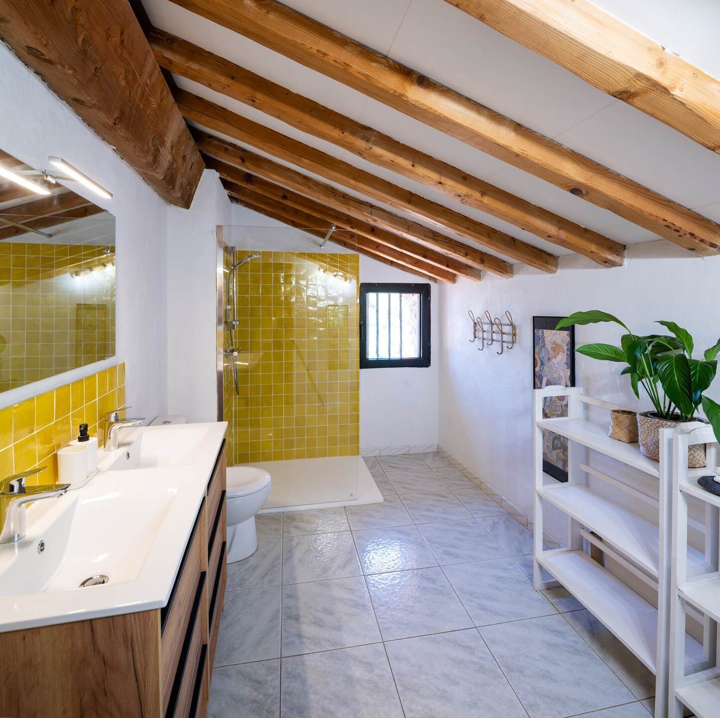 Baignoire, serviettes fournies
