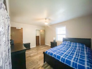 3 camere, ferro/asse da stiro, Wi-Fi gratuito, lenzuola