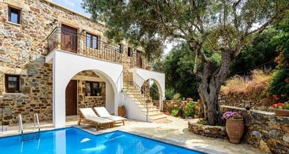 Minos Country Living Christina Suite