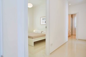 3 bedrooms, in-room safe, iron/ironing board, travel cot - VILLA DARDA (Alcamo)