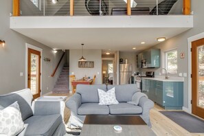 TV, fireplace, DVD player, books - Private Deck: Secluded Fairplay Cabin (Fairplay)