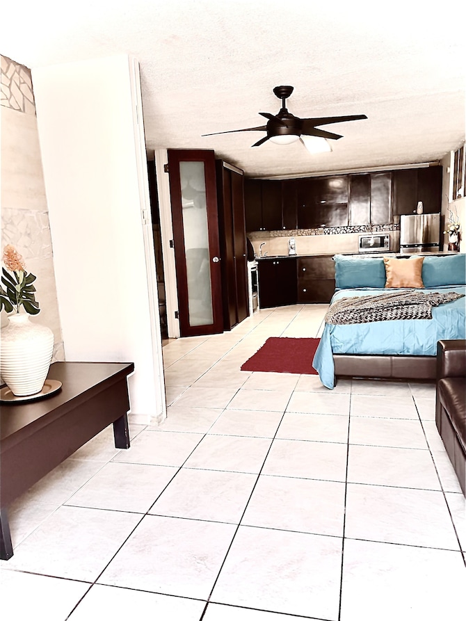 Safe Oversized Studio Close To Beach Airport Electricity Water Br Br 23 Room Prices Deals Reviews Expedia Com