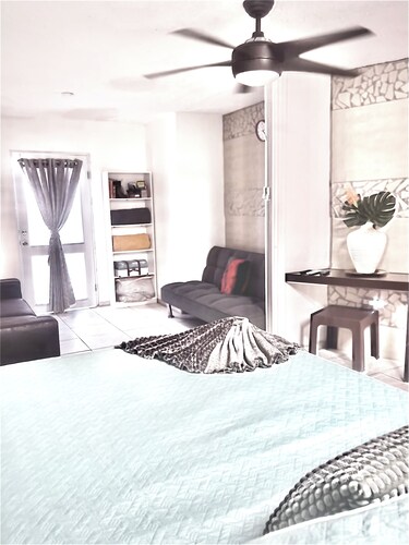 Safe Oversized studio close to Beaches and Airport