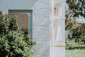 Exterior detail - Edwardian country house on Dorset's Jurassic coast (Bridport)