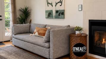 TV, fireplace, offices