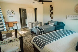 3 bedrooms, desk, iron/ironing board, travel crib