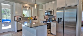 Canyon Lake Getaway | Private Hot Tub, Fire Pit, Game Room & Near River