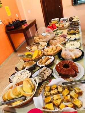 Tägliches inbegriffenes Frühstücksbuffet