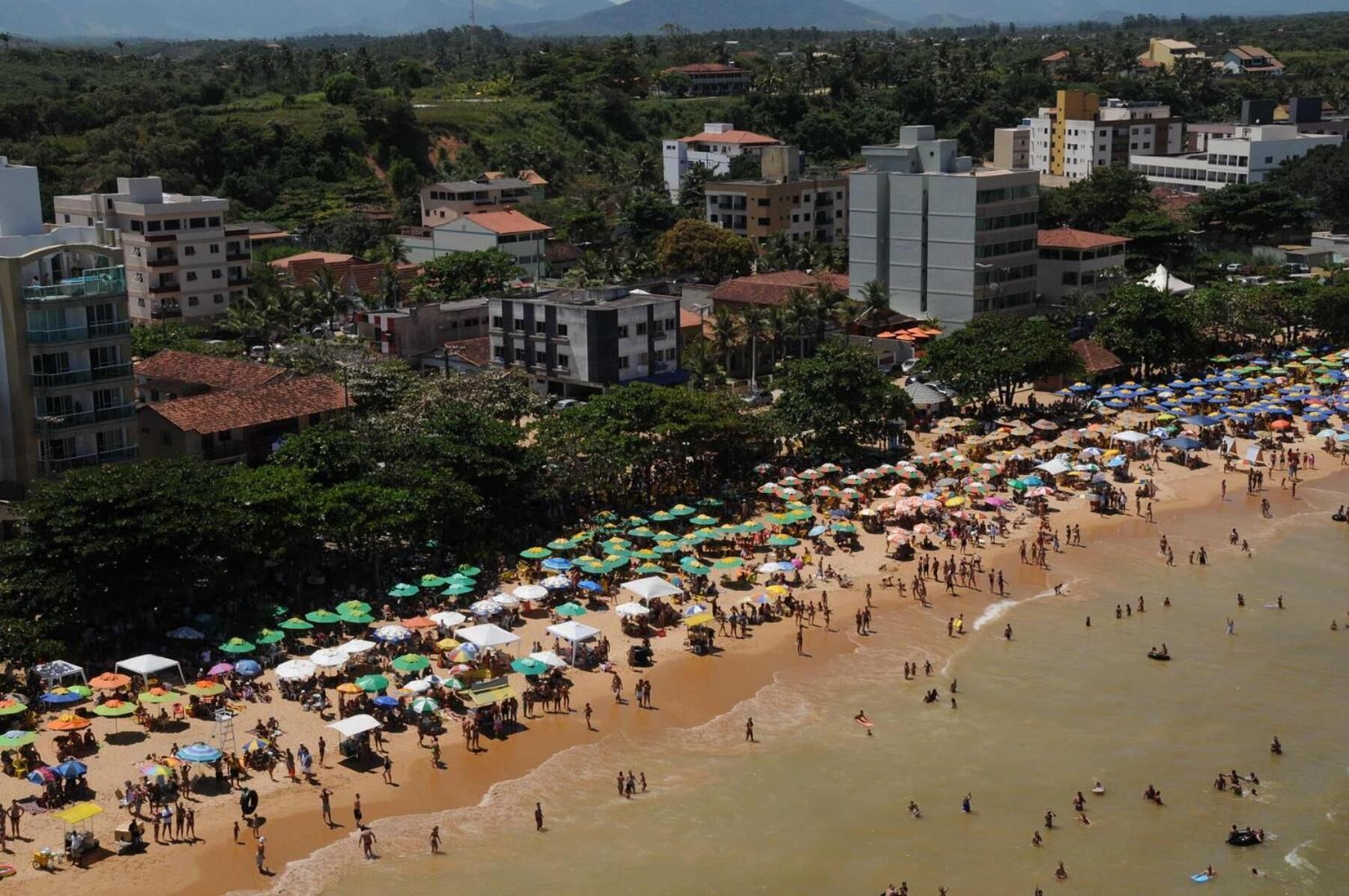 Na praia, 8 bares na praia 