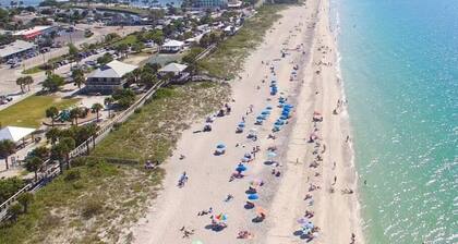 NewToVRBO RELAX- Own Home Private Pool, Hot Tub, near Beaches, Golf & Pickleball