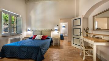 4 Schlafzimmer, Bügeleisen/Bügelbrett, Reisekinderbett, kostenloses WLAN