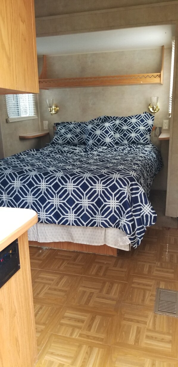 3 makuuhuonetta, ilmainen Wi-Fi, vuodevaatteet