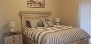 1 غرفة نوم ومكتب ومكواة/لوح كي وواي فاي مجانًا