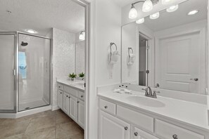 Hair dryer, towels - Gorgeous Gulf Front Condo | Incredible Views | Beach Access | Pool + Hot Tub (West Panama City Beach)