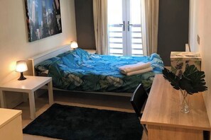 2 bedrooms, WiFi, bed sheets