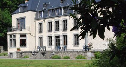 Why not renting a whole castle for your holiday