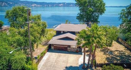 Luxe and Spacious Lakefront House with Brand New Dock and Boat Lift