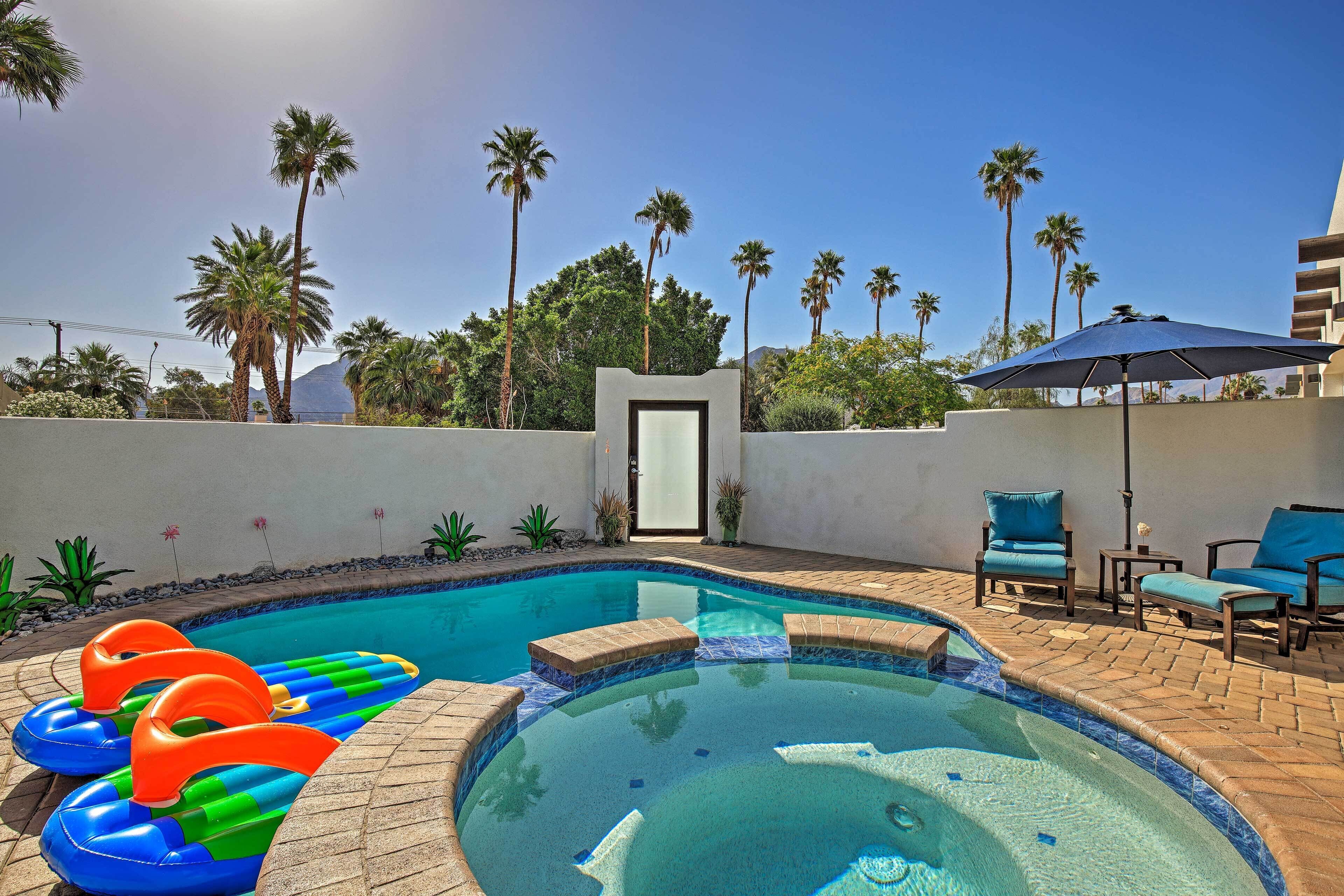 Adobe Escape w/ Private Pool in La Quinta!