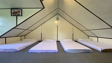 Free WiFi, bed sheets