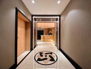 行政酒廊
